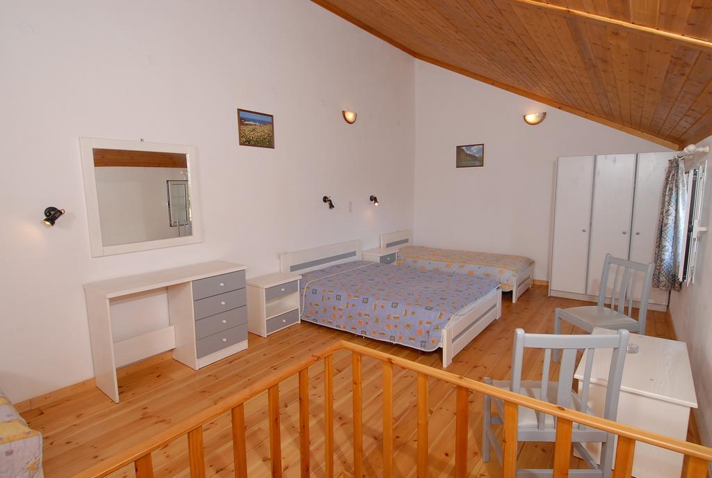 Starvillas Apartments And Studios Agia Efimia エクステリア 写真