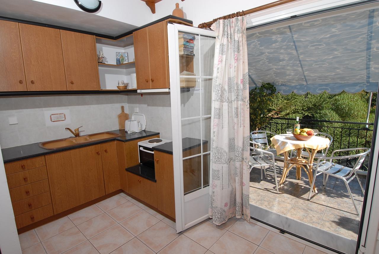 Starvillas Apartments And Studios Agia Efimia エクステリア 写真