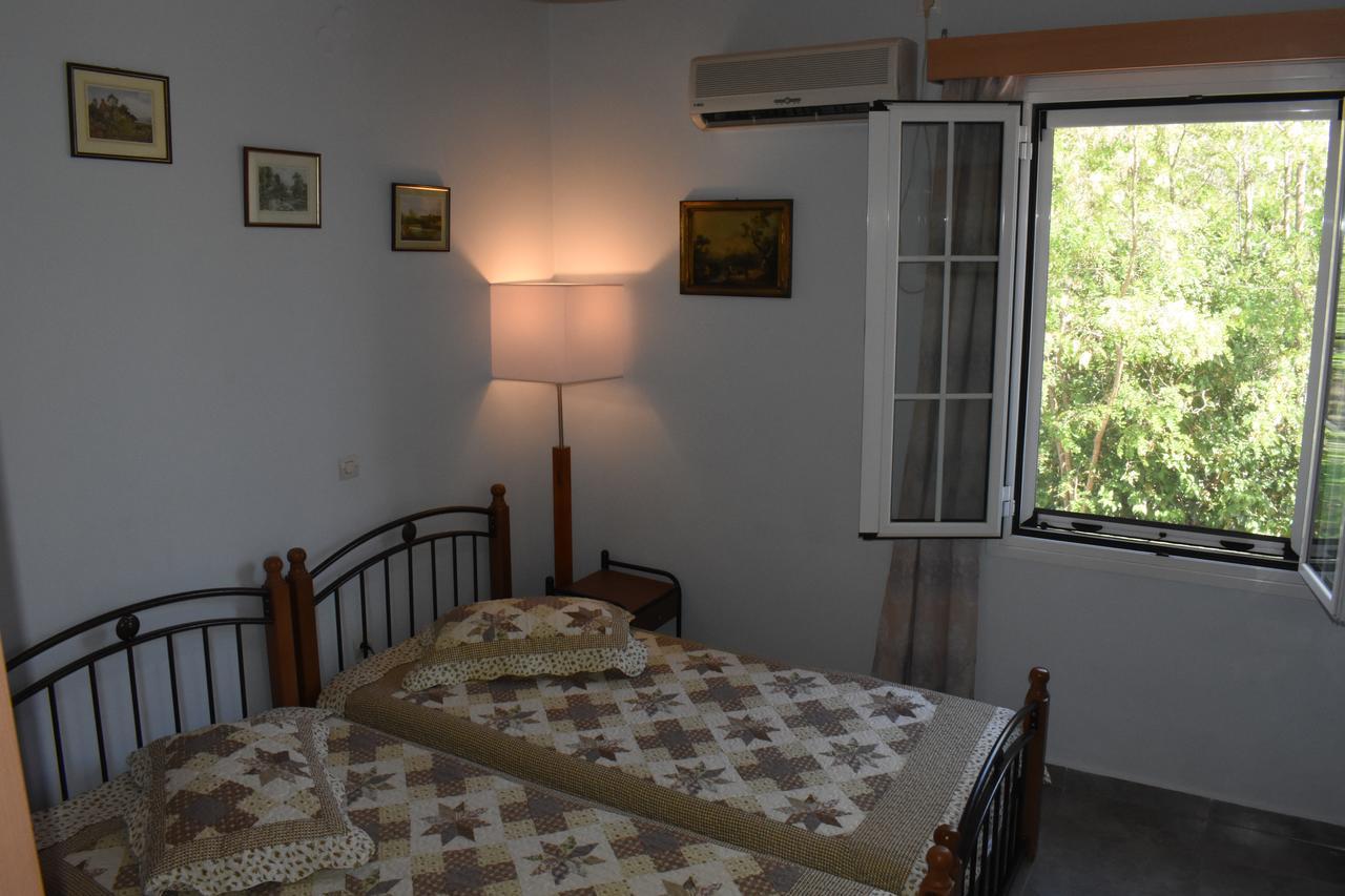 Starvillas Apartments And Studios Agia Efimia エクステリア 写真