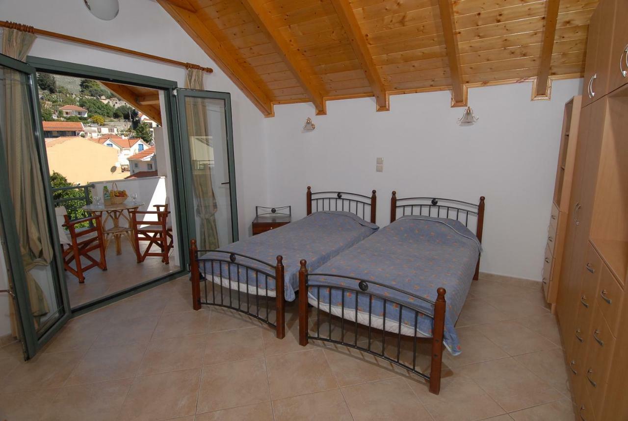 Starvillas Apartments And Studios Agia Efimia エクステリア 写真
